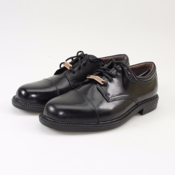 dockers gordon black